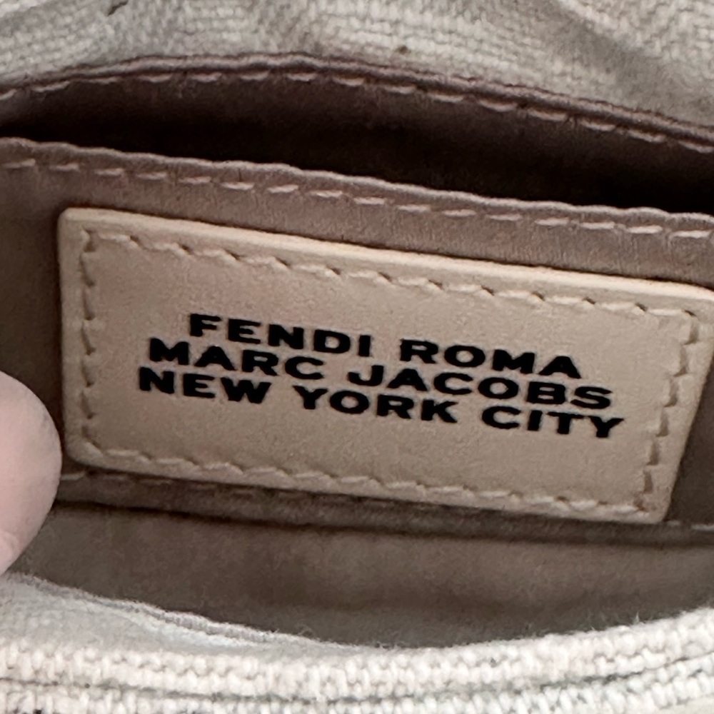 💝Fendi Silver nano Mini Baguette Bag new dust bag and box - Picture 5 of 7